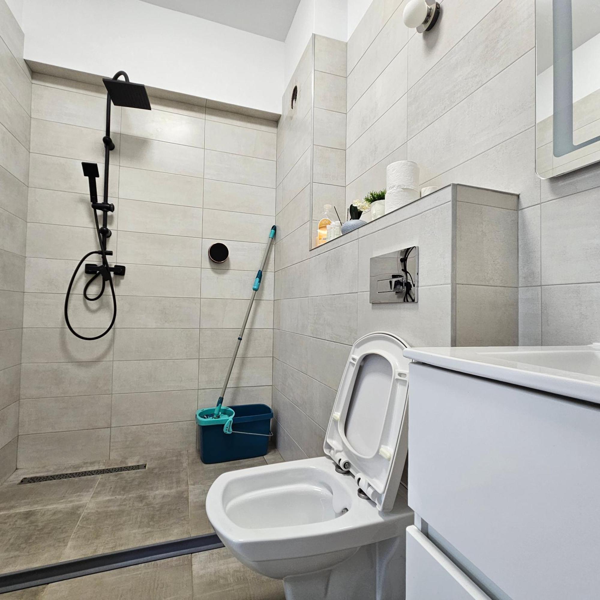 Apartament Dem Radulescu Langa Strand รึมนิคูวัลเจีย ภายนอก รูปภาพ
